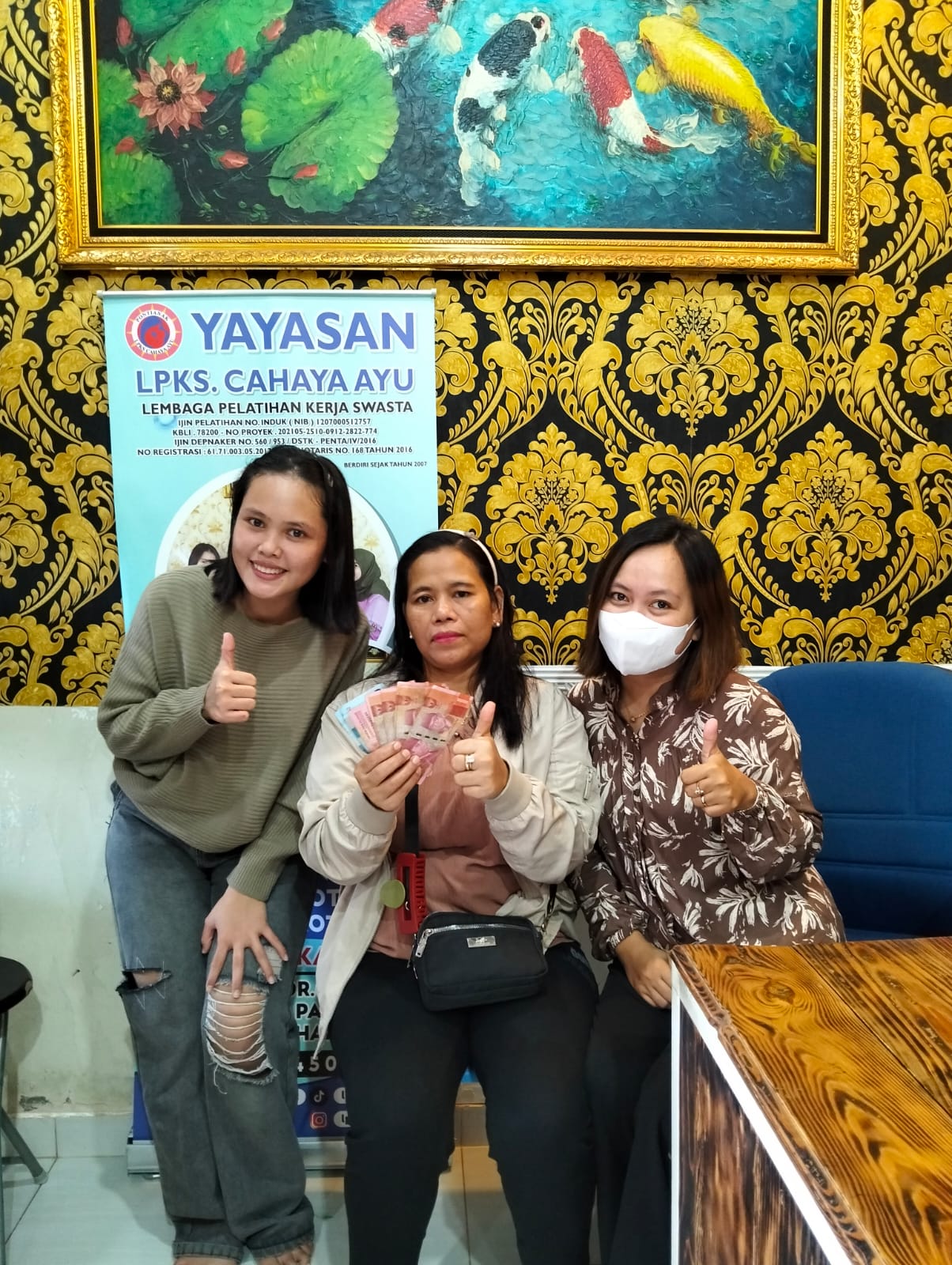 Menyediakan Lowongan Kerja
